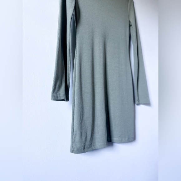 Princess Polly Long Sleeve Green Dress - Picture 7 of 8